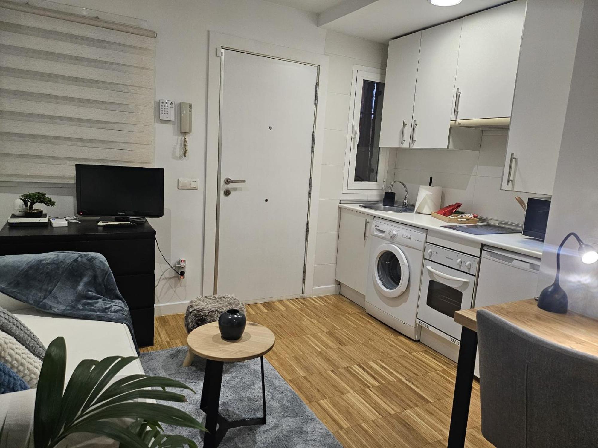 Compact Chic